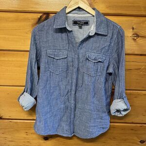 Coupe Collection Women's Heather Blue Button Down Blouse Size M